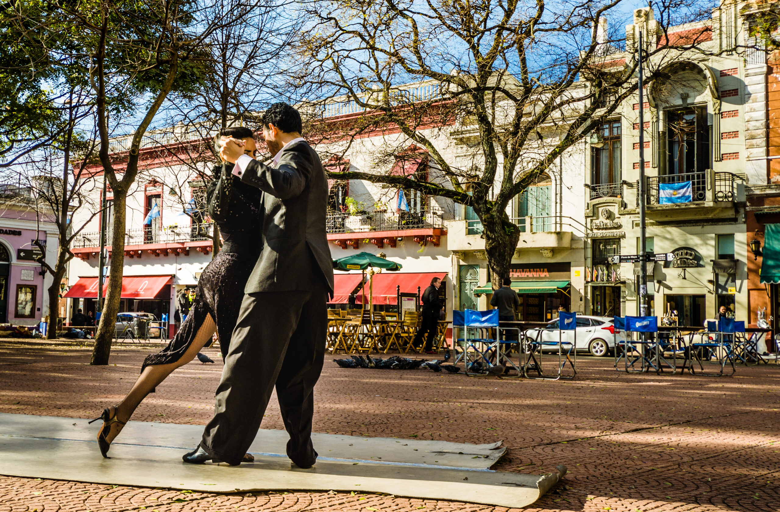 Argentine Tango dancers in Buenos Aires